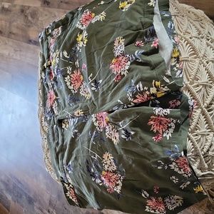 ANA Woman's shorts size 24w